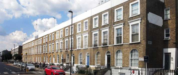 A photograph of some large terraced houses in Islington, north London. 